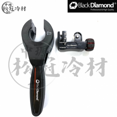 黑鑽棘輪切管刀組 _11197_封面_.jpg 黑鑽棘輪切管刀組 _11197_封面_.jpg